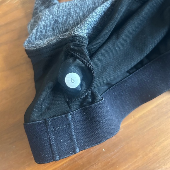 Lululemon Contour Tank in heathered grey | size 6 - Picture 7 of 10